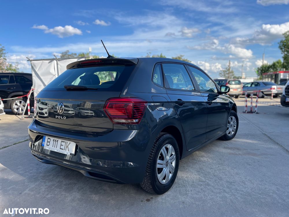 Volkswagen Polo 1.0 MPI Base - 2