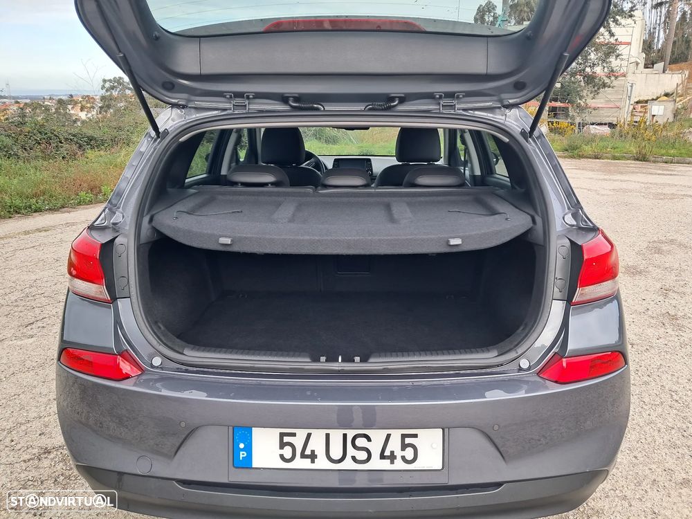 Hyundai i30 1.0 T-GDI Comfort+Navi - 14