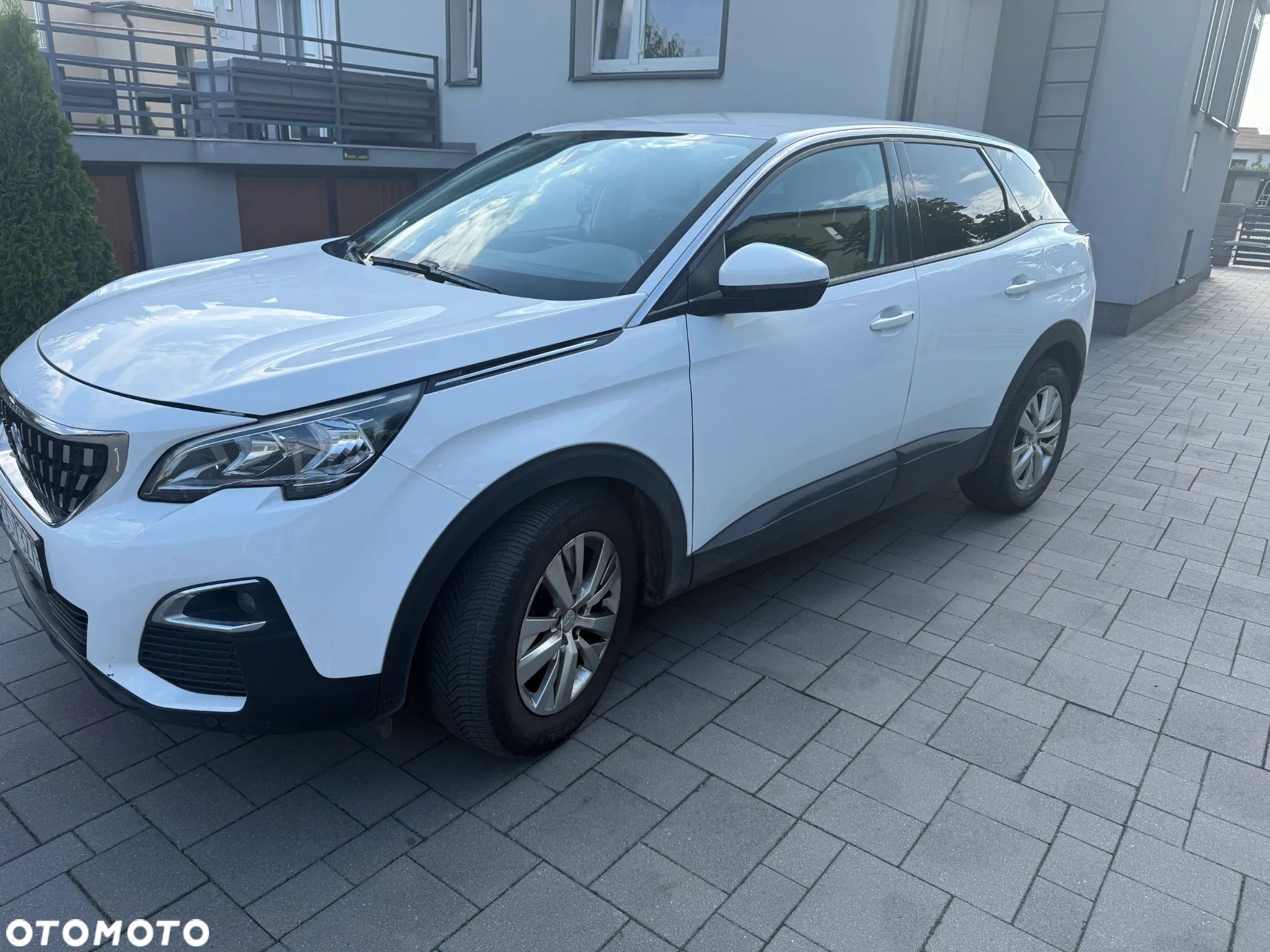 Peugeot 3008 1.5 BlueHDi Active Pack S&S EAT8 - 1