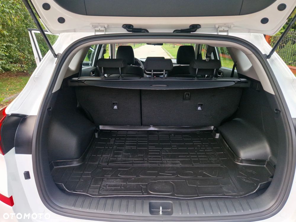 Hyundai Tucson 1.6 GDi Comfort 2WD - 23