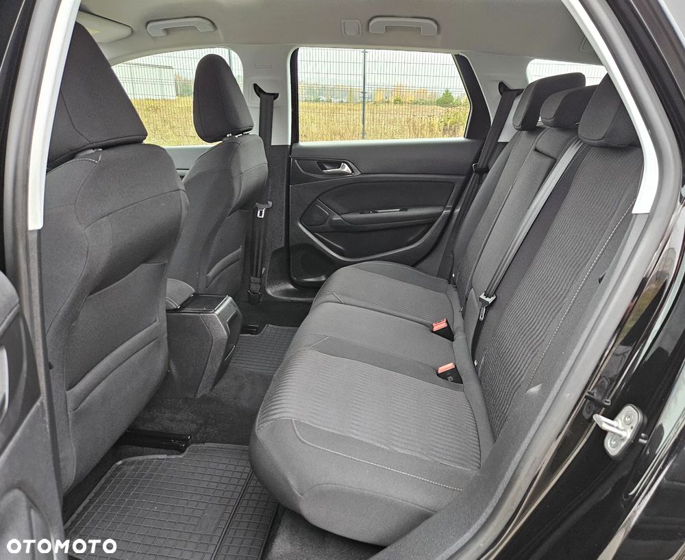 Peugeot 308 SW 1.6 BlueHDi Allure S&S - 21