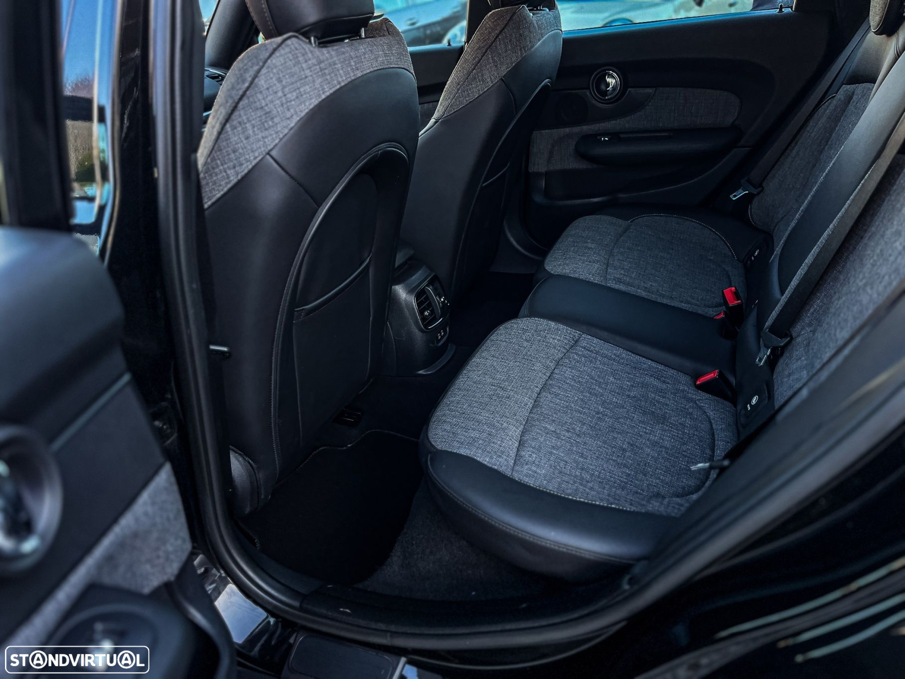 MINI Clubman Cooper Sport Edition Auto - 13