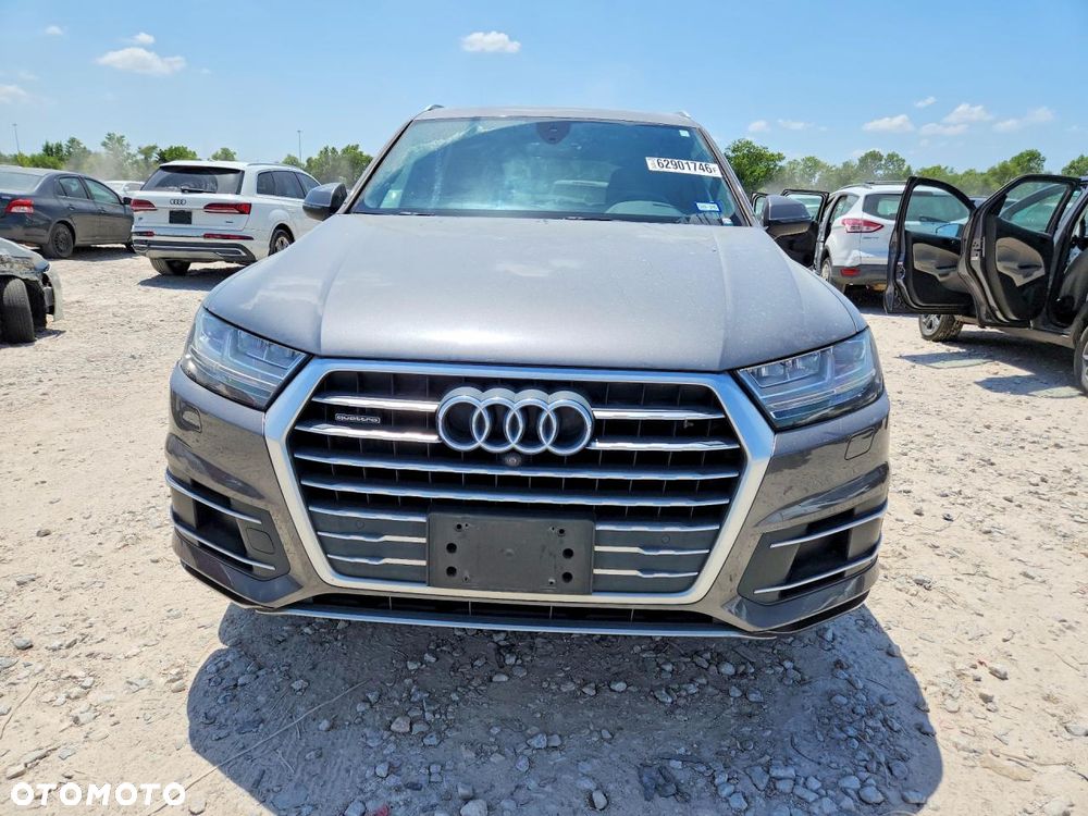 Audi Q7 - 5