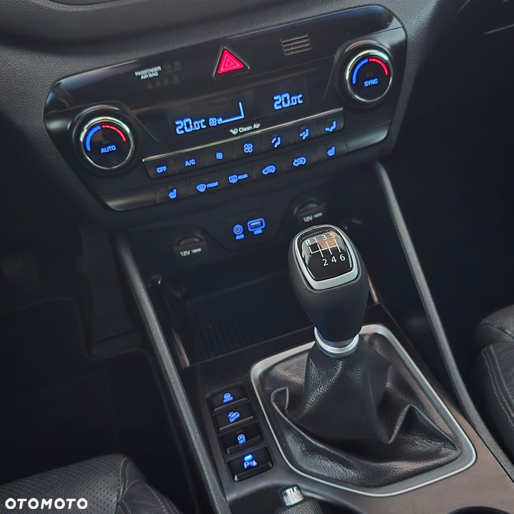 Hyundai Tucson 1.6 GDI BlueDrive Design 2WD - 33