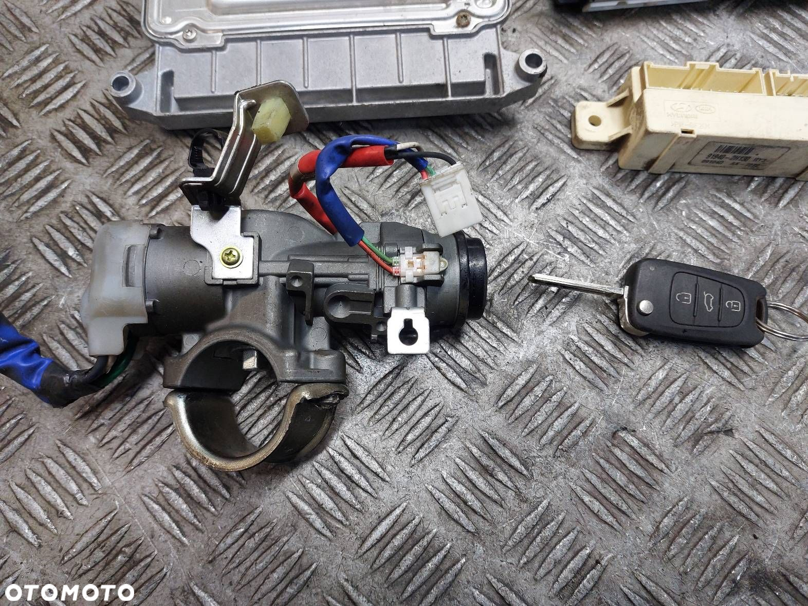 ZESTAW STARTOWY HYUNDAI I30 I 1.4 16V 39112-2B102 91950-1H510 - 6