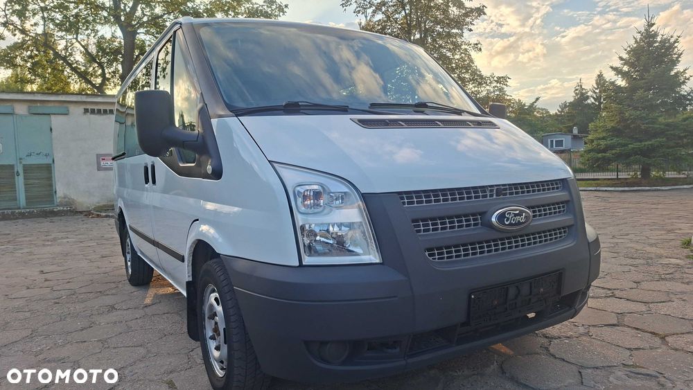 Ford Transit - 4