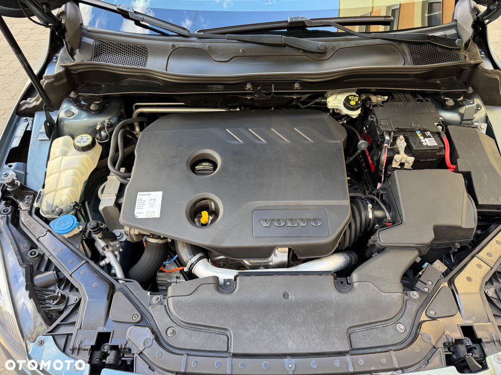 Volvo V40 D2 - 13