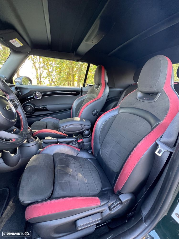 MINI Cabrio John Cooper Works Auto Desportiva - 4
