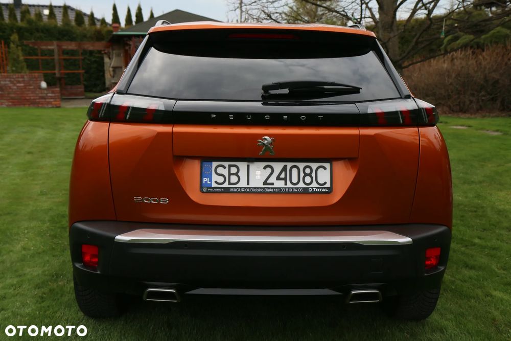 Peugeot 2008 1.2 PureTech Allure S&S - 5