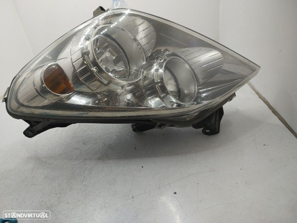 Farol/ Otica Dianteiro Esq Opel Astra H Caravan (L35) - 2