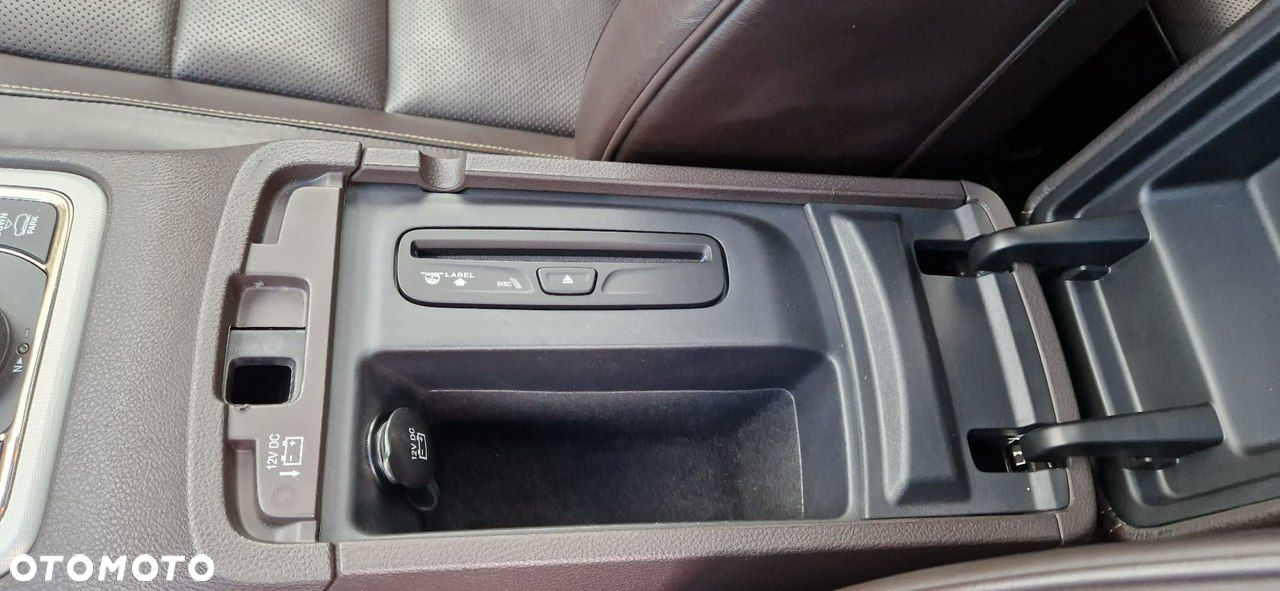 Jeep Grand Cherokee - 36