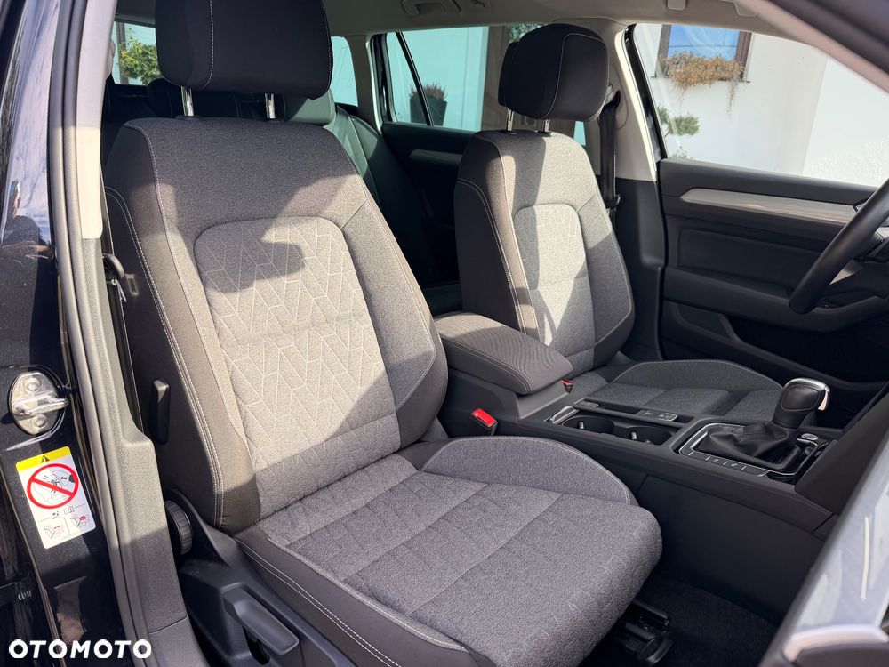 Volkswagen Passat 2.0 TDI SCR Style DSG - 18