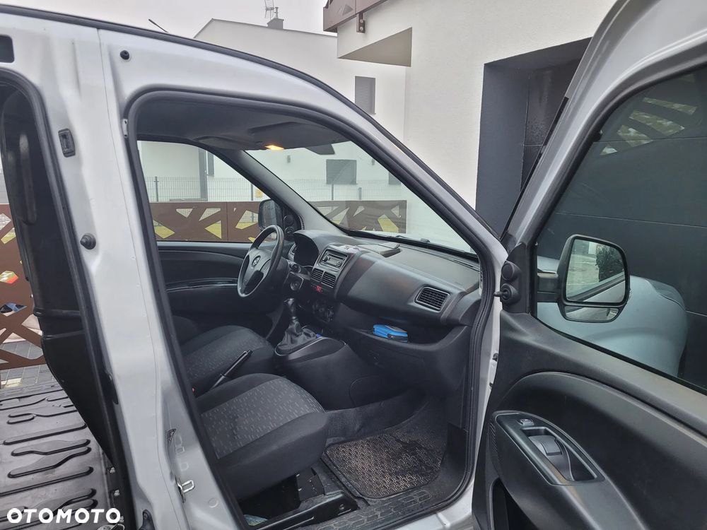 Opel combo - 6