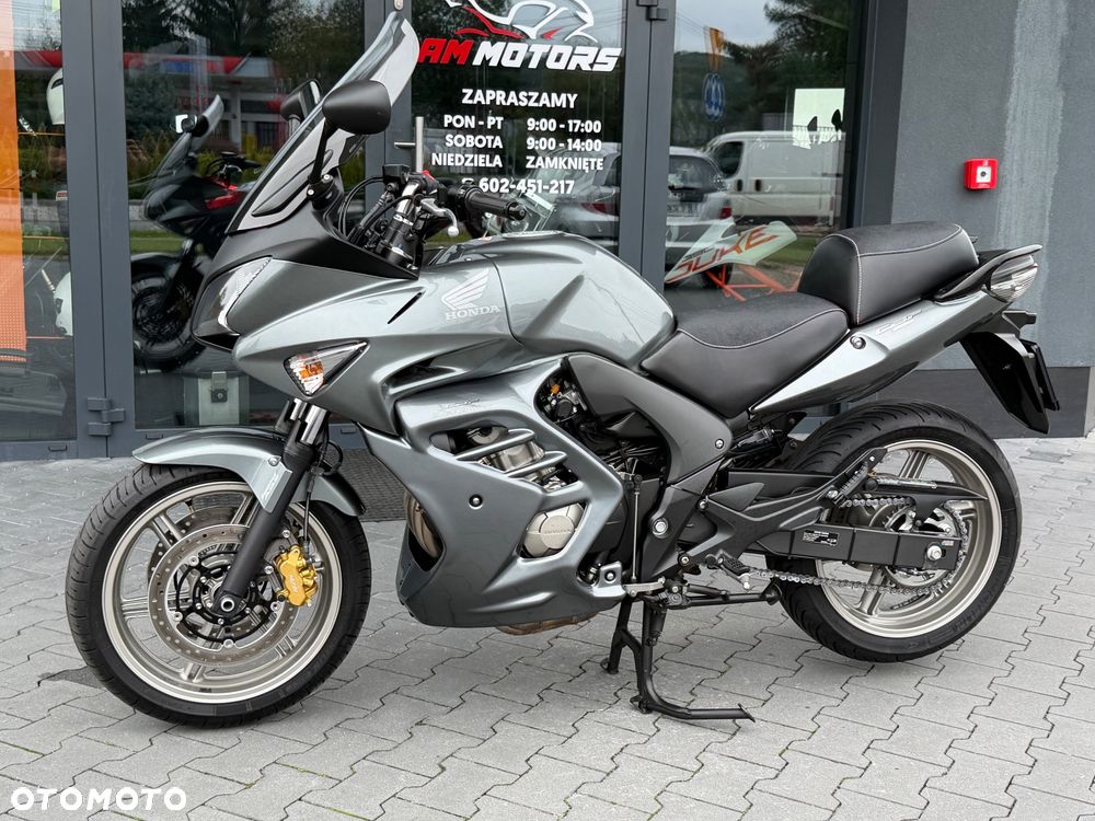 Honda CBF - 26