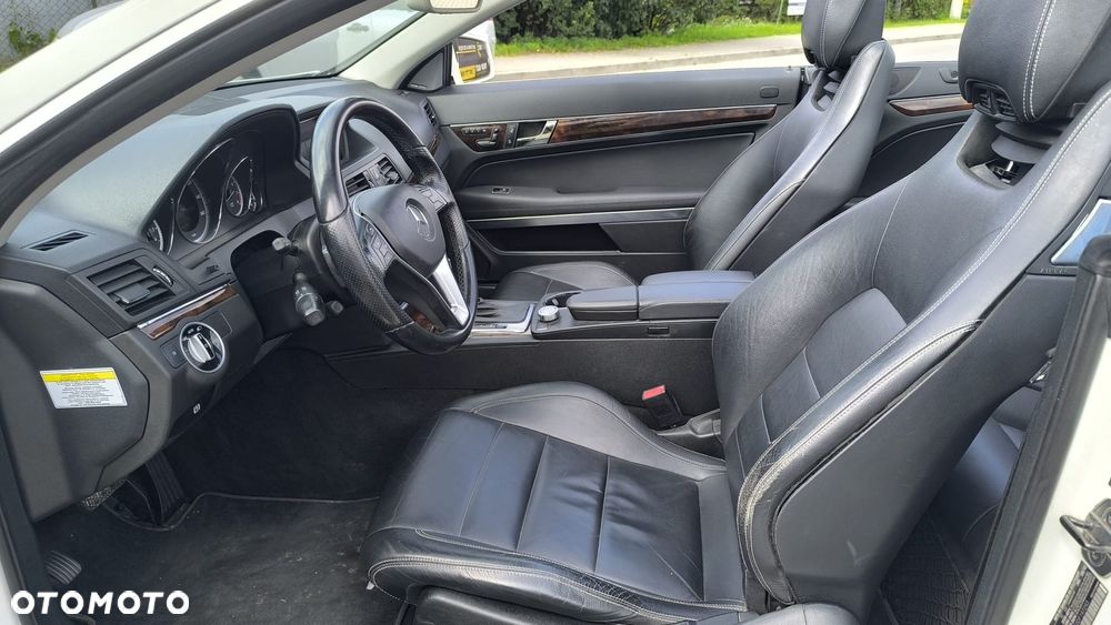 Mercedes-Benz Klasa E 350 Cabrio 7G-TRONIC - 23
