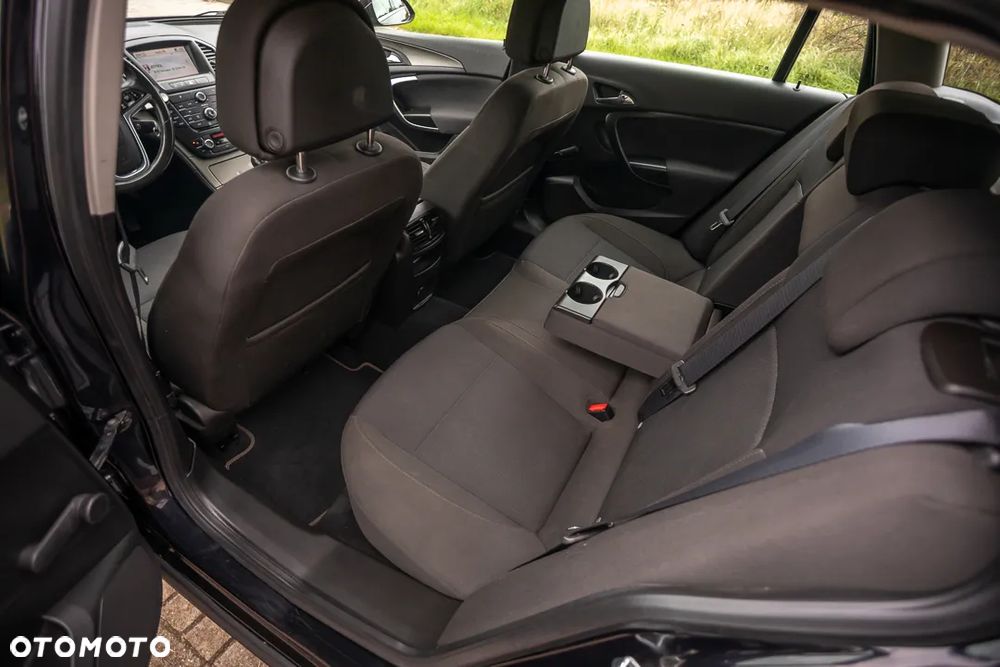 Opel Insignia - 28