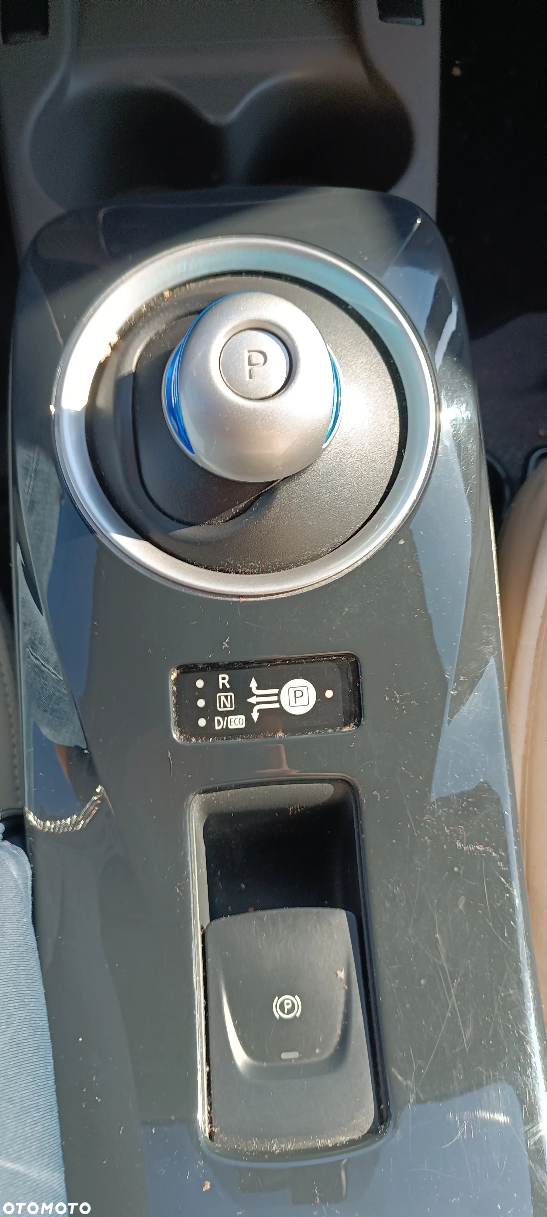 Nissan Leaf Standard - 34