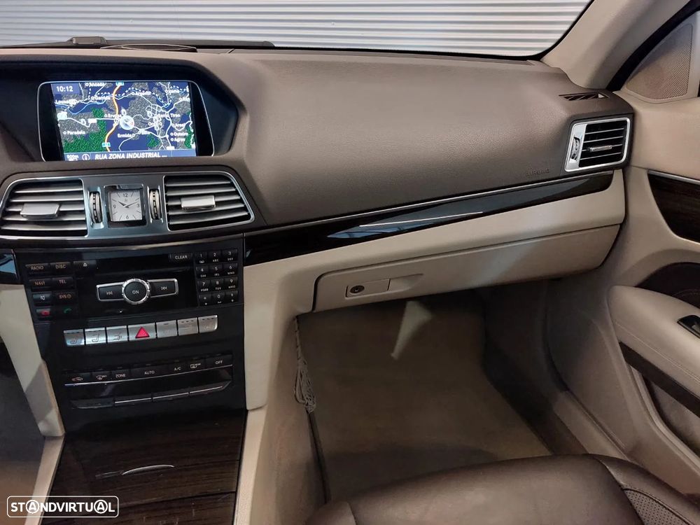 Mercedes-Benz E 200 CGi Elegance BlueEfficiency Auto - 26