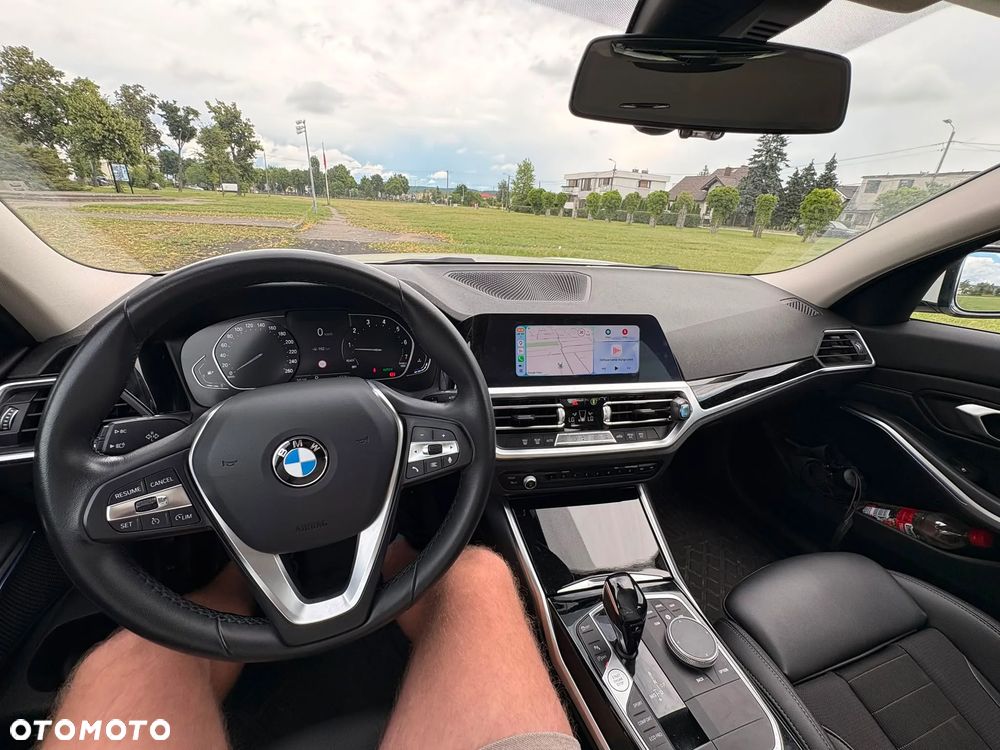 BMW Seria 3 318i Business Edition - 13