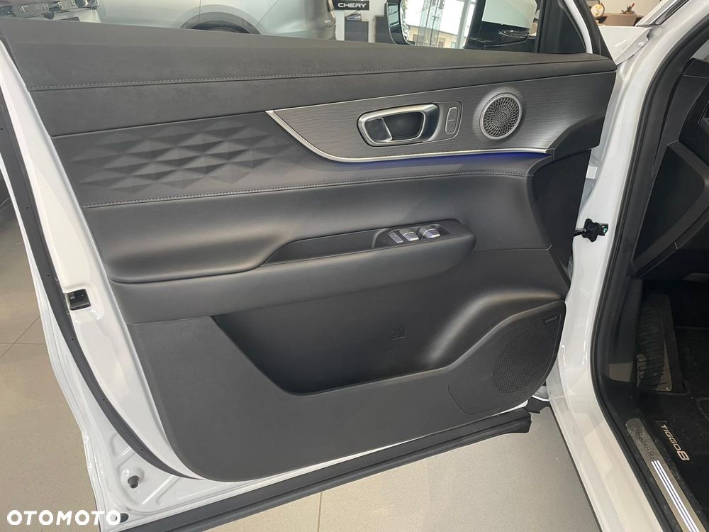 Chery Tiggo 8 1.6 T-GDI Prestige DCT - 11