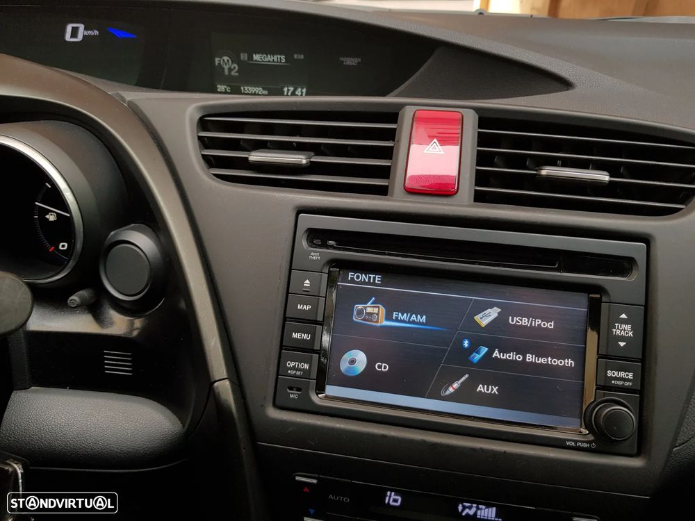 Honda Civic 1.4 i-VTEC Sport Navi - 19