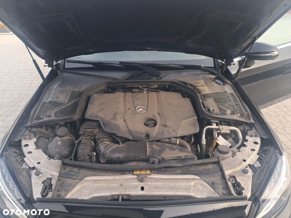 Mercedes-Benz Klasa C 220 d 4Matic 9G-TRONIC AMG Line - 14