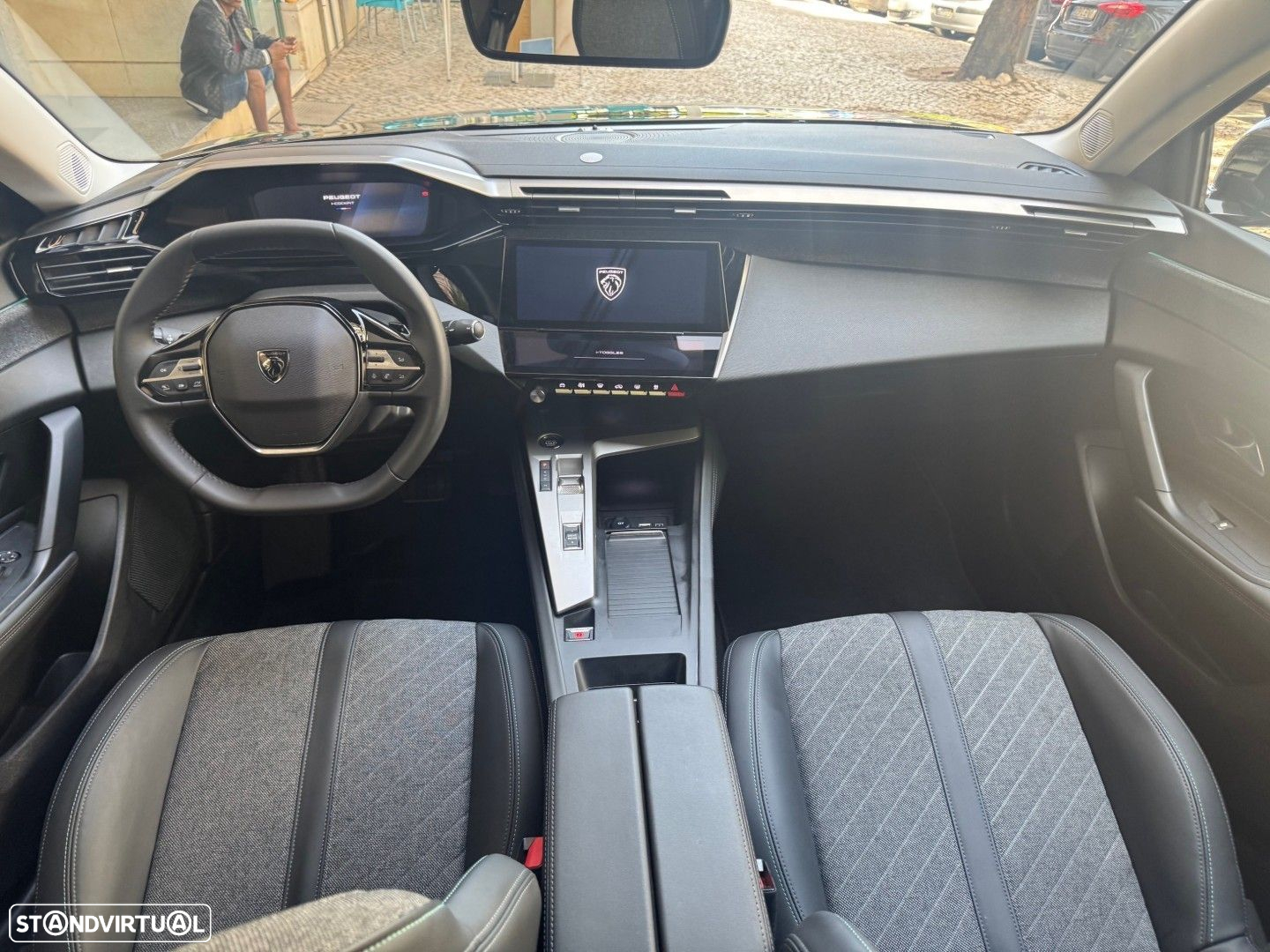 Peugeot 408 1.2 PureTech Allure Pack EAT8 - 7