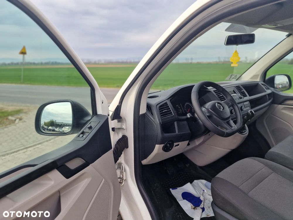 Volkswagen Transporter Lang EU6 - 16