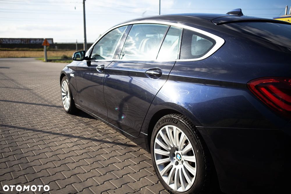 BMW 5GT 535i - 5