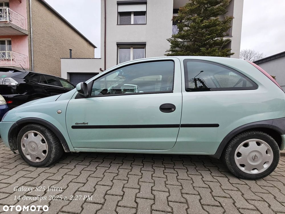 Opel Corsa 1.2 16V Comfort Easytronic - 4