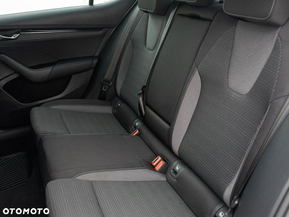 Skoda Octavia 1.5 TSI ACT Ambition - 26