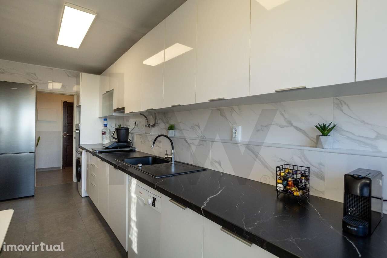 T4 com vista panorâmica e Arrecadacao - Grande imagem: 3/35