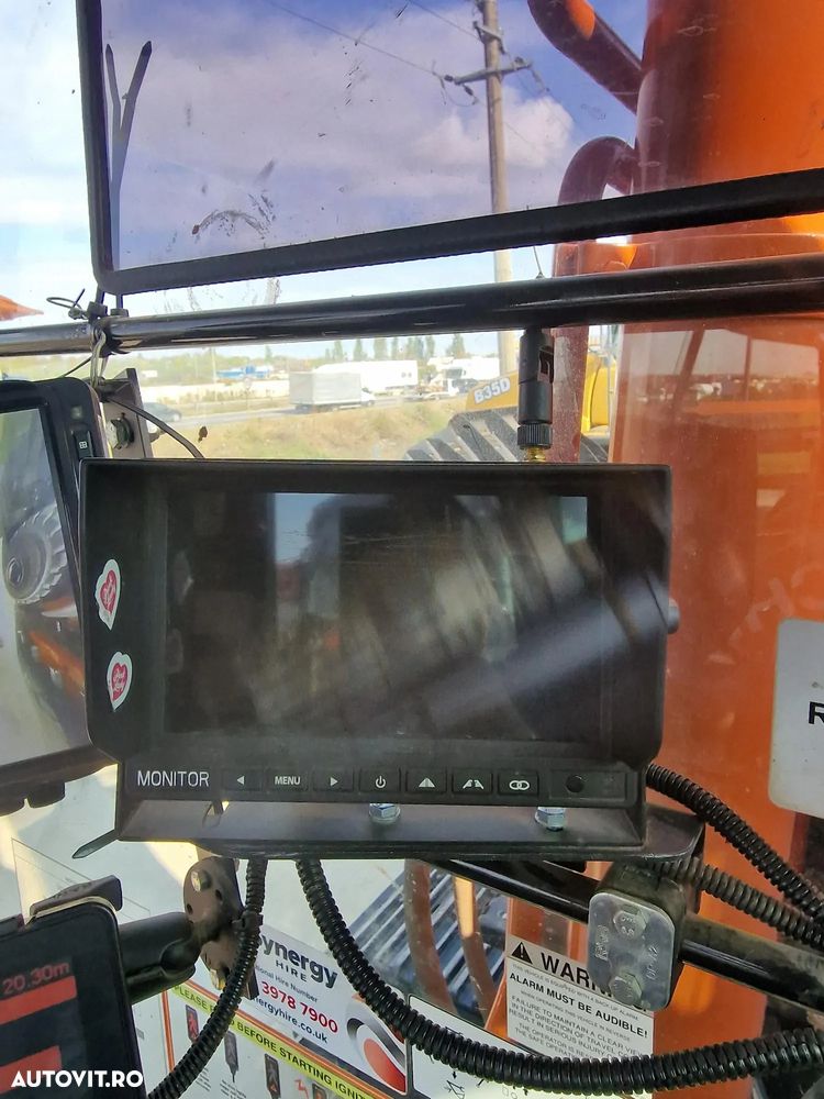 Hitachi ZX225-6, 26,2t, 2021, 2.976h, COMPACT. CUPLA RAPIDA, cupa NOUA, camera spate si laterale, lant 90% ok doar 300h mars, consum mediu 11l/h, ad sapare 7m, motor Isuzu, produs in JAPONIA, revizia efectuata, scaun cu incalzire,CA NOU, PROMOTIE 113.900 EUR - 15