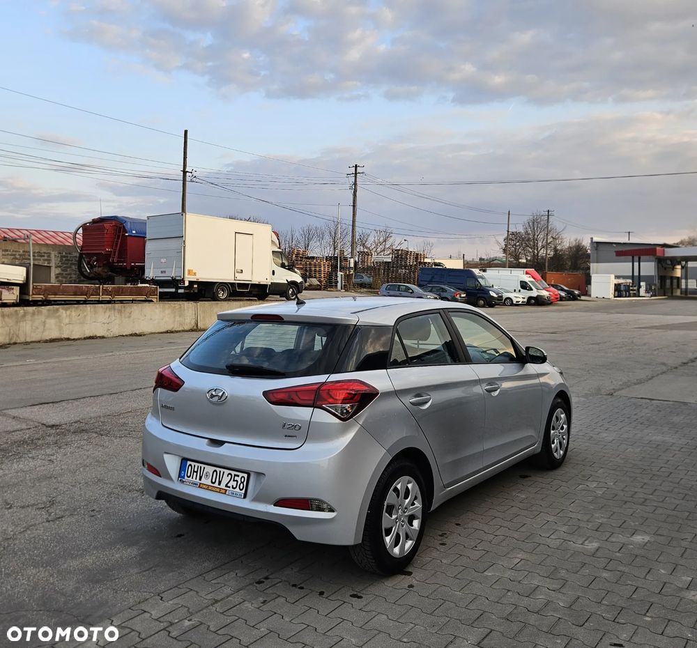 Hyundai i20 - 6