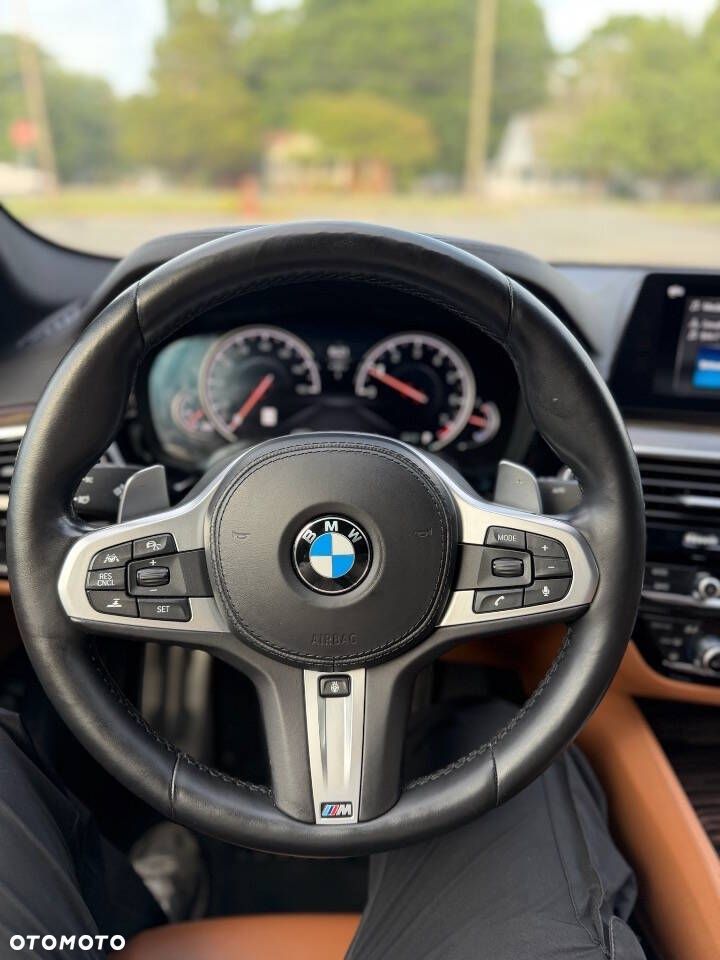 BMW Seria 5 530i xDrive Luxury Line - 14