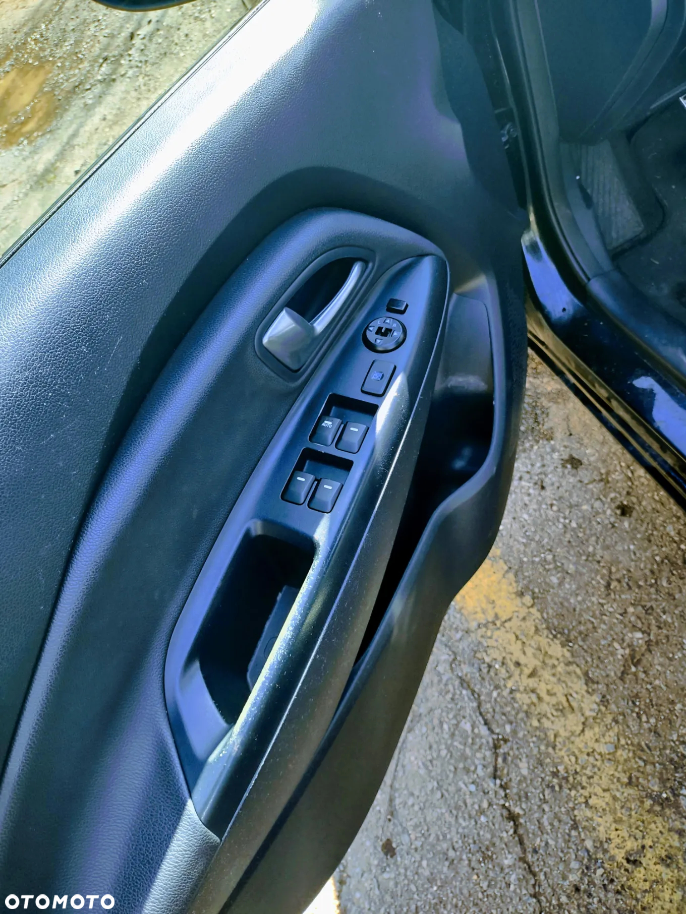 Kia Rio - 8