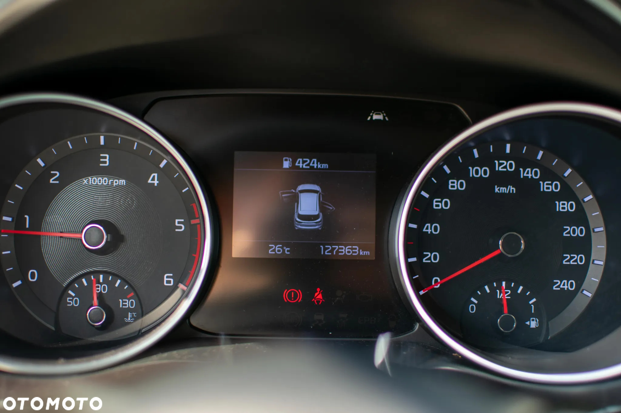 Kia Ceed - 10