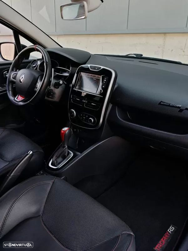 Renault Clio 1.6 T RS Trophy EDC - 7