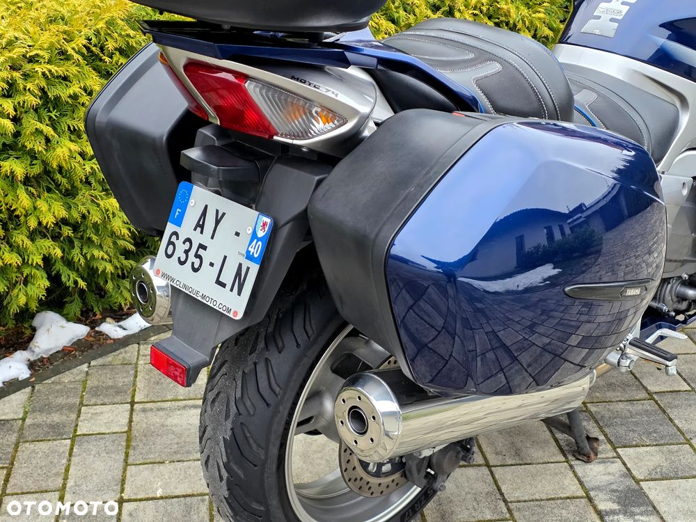 Yamaha FJR - 17