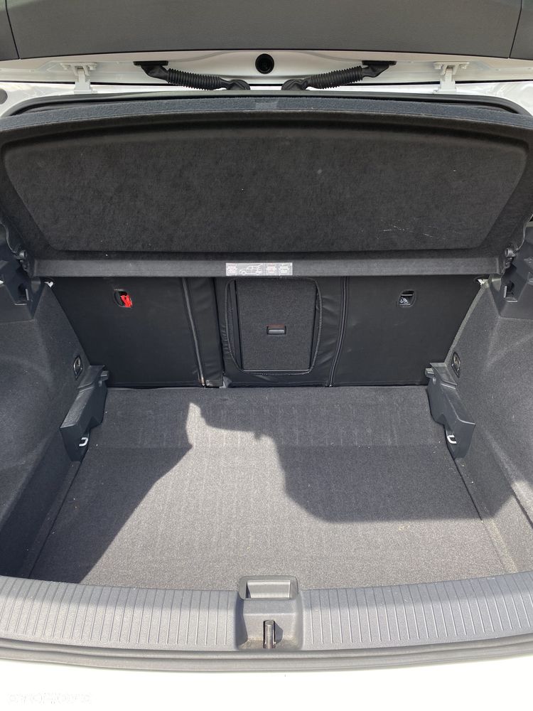 Volkswagen T-Roc ver-1-5-tsi-gpf-act-advance - 17