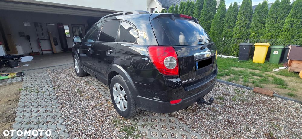Chevrolet Captiva 2.0 d LT base - 4