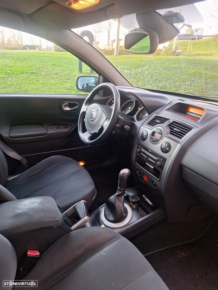 Renault Mégane Break 1.5 dCi C Dynamique - 4