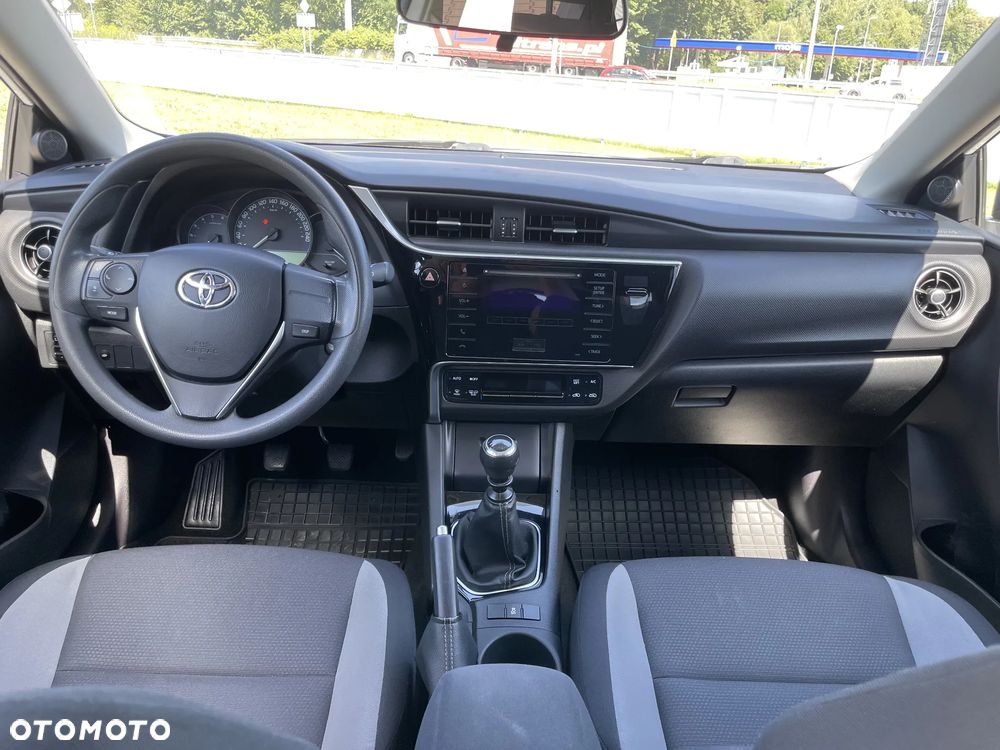 Toyota Auris 1.4 D-4D Comfort - 11