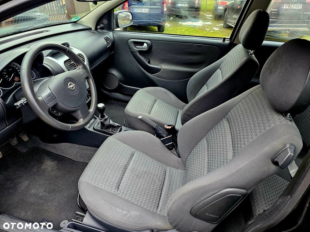 Opel Corsa 1.2 16V - 21