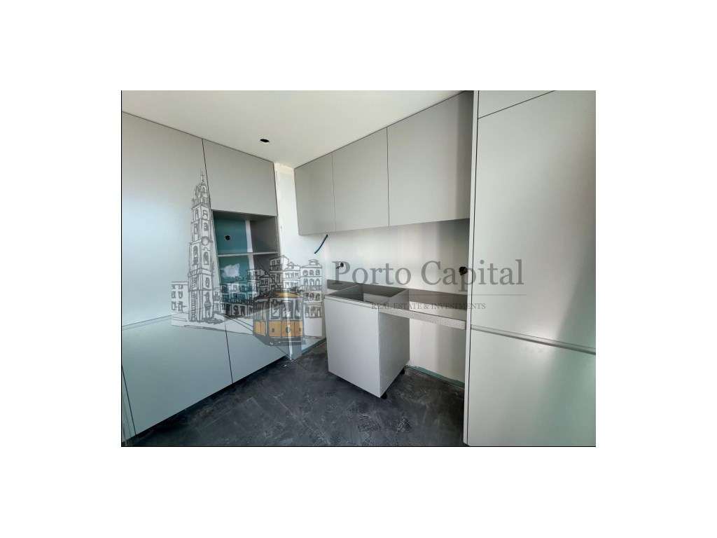 EXCELENTE APARTAMENTO T2 (1 SUITE) COM VARANDA E LUGAR DUPLO DE GAR... - Grande imagem: 3/27