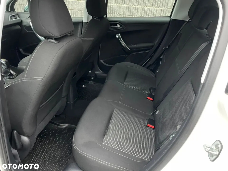Peugeot 208 Blue-HDi 100 Stop&Start Allure - 8