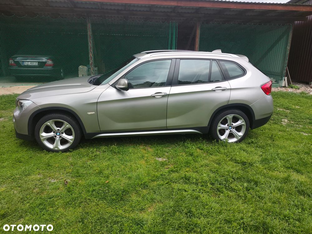 BMW X1 sDrive18d Sport Line - 4