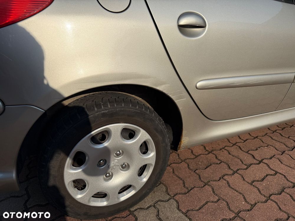 Peugeot 206 1.1 X-Line - 9