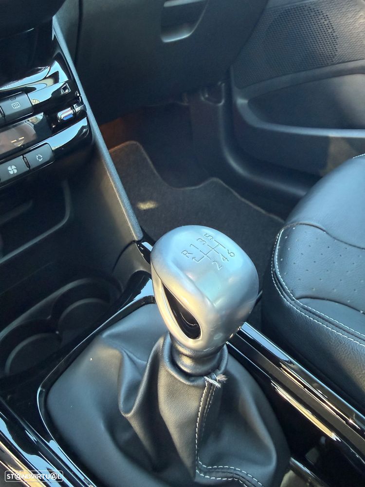 Peugeot 2008 PureTech 130 Stop&Start Allure - 21