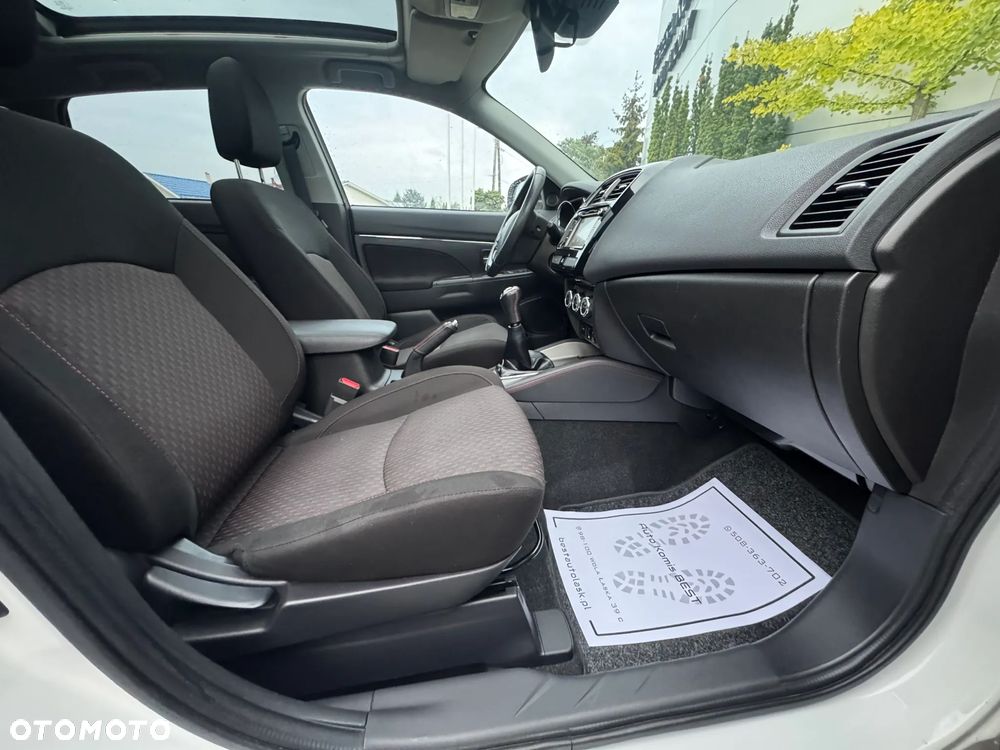 Hyundai i30 1.4 Fifa World Cup Edition - 30